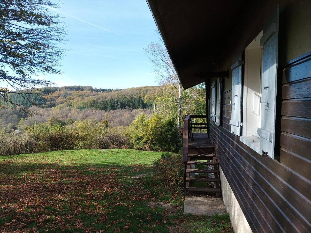 Chalet Deux Chambres Au Calme Saint-Brisson Luaran gambar